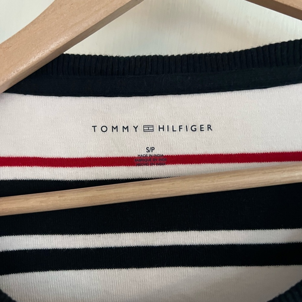 Tommy Hilfiger 'Quiet Luxury' Striped Navy and White Women's Top